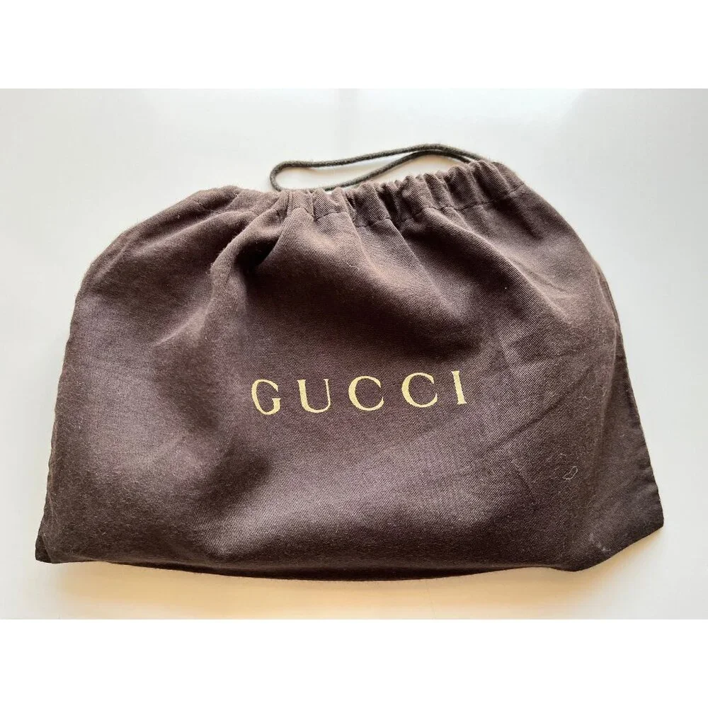 Gucci Interlocking G WOC Authentic Red Pebbled Leather Wallet on Chain Gold Tone